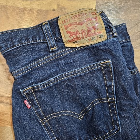 Levi's 505 Regular Fit Jeans Men's 40x32 Dark Wash Straight Leg Denim USA - Picture 2 of 11